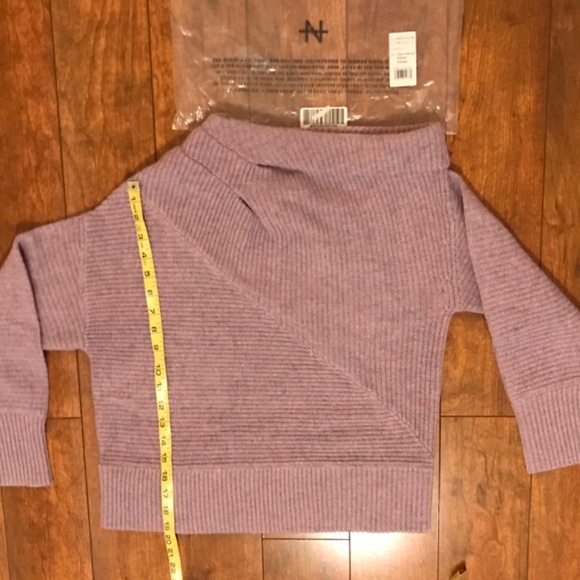 Naadam wool cashmere off shoulder sweater - Picture 5 of 9